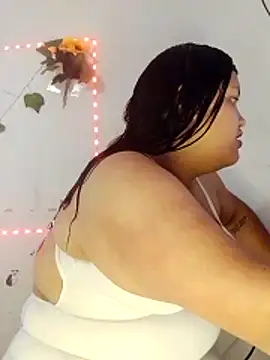 Snapshot of natt-bigass chatting on November 9, 2025, 9:30 pm natt-bigass online show from November 9, 2025, 9:30 pm