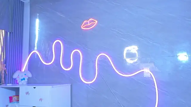 Naaomi cute online show from March 24, 2026, 12:27 pm