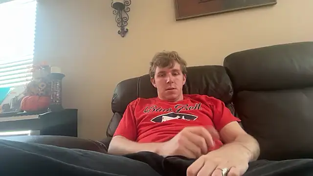 Snapshot of eddieeeeee1232 chatting on November 7, 2025, 6:01 pm eddieeeeee1232 online show from November 7, 2025, 6:01 pm