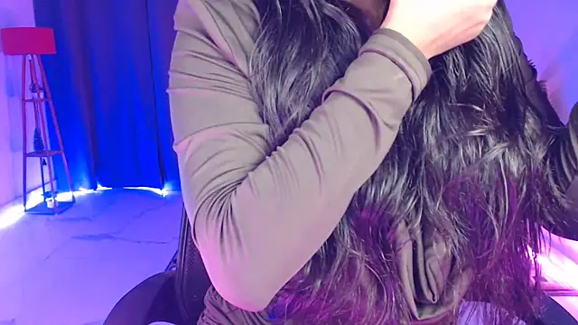 Rashiii  online show from March 16, 2026, 6:43 pm