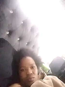 CaramelBoootie online show from November 16, 2025, 7:35 am