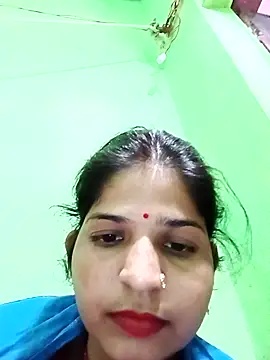 Karishma cute online show from November 14, 2025, 11:36 am