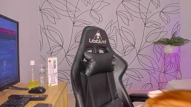 merida 06 online show from November 25, 2025, 2:34 am