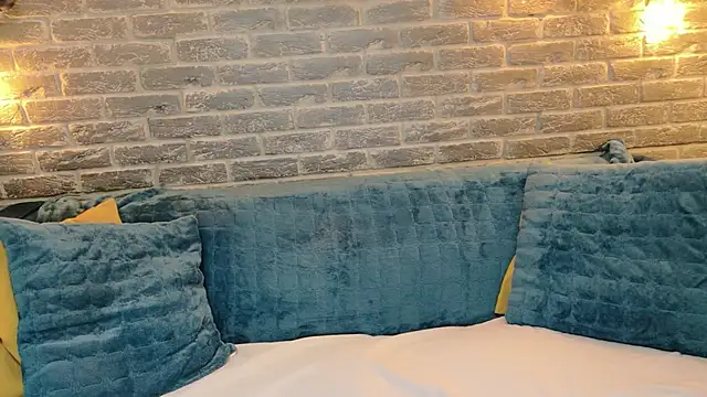 Soft Lilly online show from March 19, 2026, 6:35 am