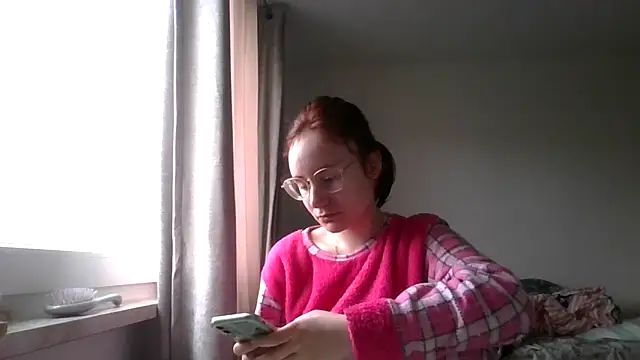Snapshot of LuckySLove chatting on March 15, 2026, 1:18 pm LuckySLove online show from March 15, 2026, 1:18 pm