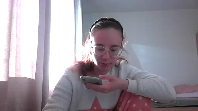 Snapshot of LuckySLove chatting on May 14, 2026, 5:21 pm LuckySLove online show from May 14, 2026, 5:21 pm