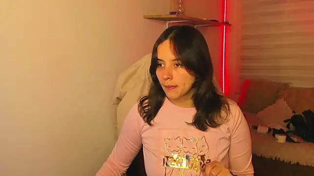 Snapshot of Emily_Lindey chatting on November 10, 2025, 3:11 am Emily Lindey online show from November 10, 2025, 3:11 am