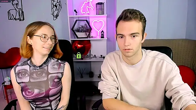 Snapshot of astren_villo chatting on November 30, 2025, 10:16 am astren villo online show from November 30, 2025, 10:16 am