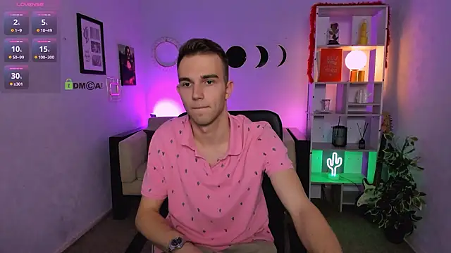 Snapshot of astren_villo chatting on February 24, 2026, 6:42 pm astren villo online show from February 24, 2026, 6:42 pm