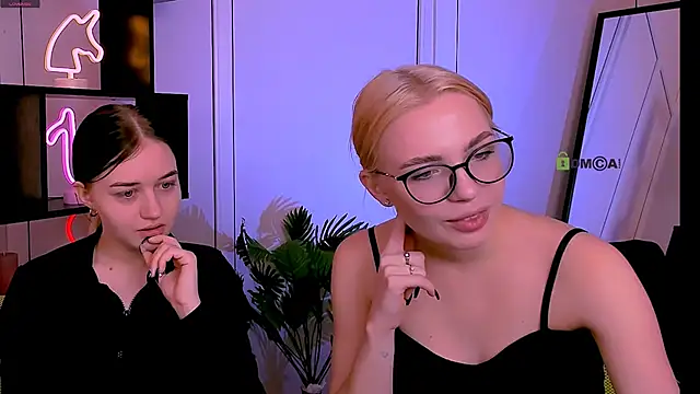 Snapshot of sendi_cais chatting on October 27, 2025, 9:43 am sendi cais online show from October 27, 2025, 9:43 am