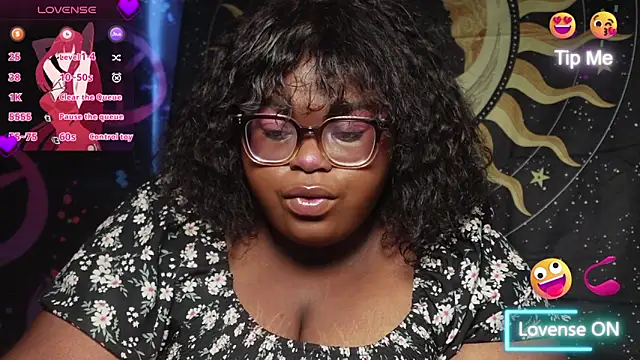 TheChubbySiren online show from December 16, 2025, 1:26 pm