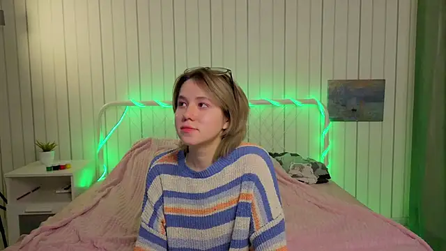 Snapshot of AlisiaEthen chatting on November 27, 2025, 8:20 pm AlisiaEthen online show from November 27, 2025, 8:20 pm