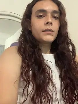 Snapshot of La-Gatiita-trans chatting on February 22, 2026, 1:13 pm La-Gatiita-trans online show from February 22, 2026, 1:13 pm