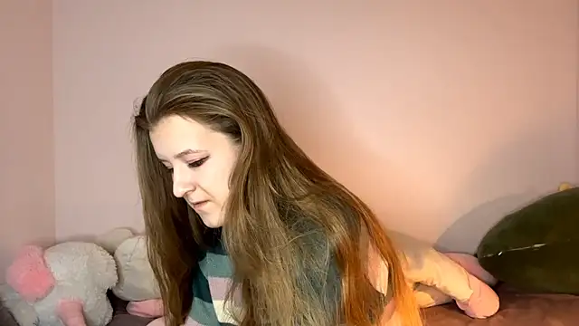 AnnamariaVieu online show from November 9, 2025, 8:13 pm