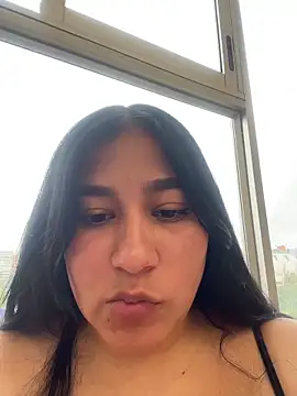 kassandra luxury online show from November 15, 2025, 6:34 pm