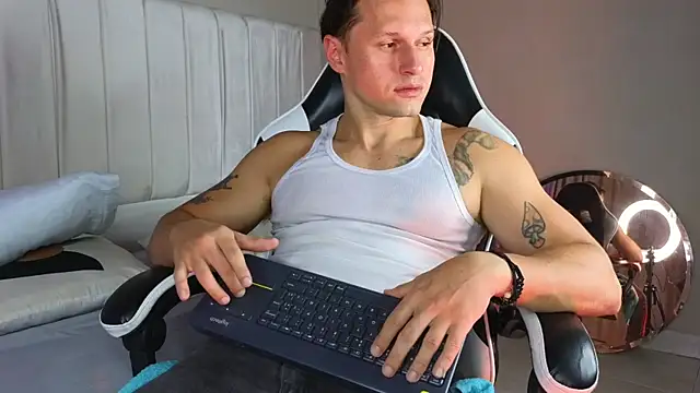 Justin valverde online show from March 26, 2026, 3:16 am