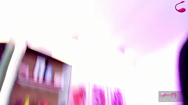 Snapshot of Elisce_cloudd chatting on January 9, 2026, 12:12 pm Elisce cloudd online show from January 9, 2026, 12:12 pm