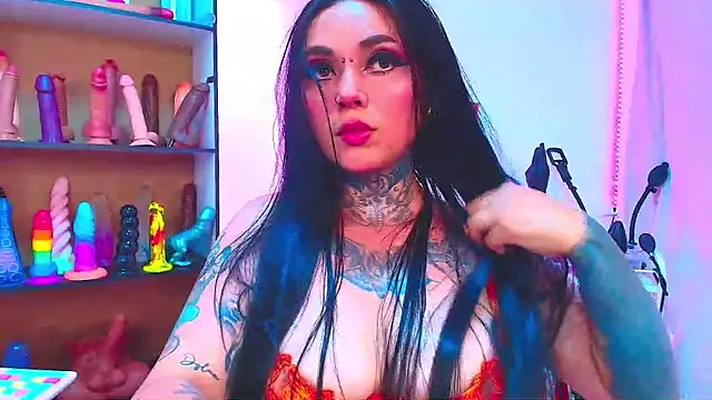Snapshot of Elisce_cloudd chatting on July 9, 2026, 1:06 am Elisce cloudd online show from July 9, 2026, 1:06 am