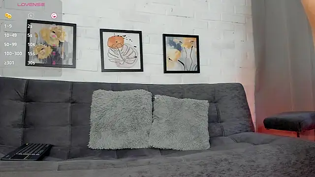 Snapshot of MATEO_HUNTER chatting on November 25, 2025, 9:04 pm MATEO HUNTER online show from November 25, 2025, 9:04 pm