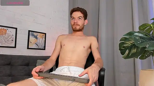 Snapshot of MATEO_HUNTER chatting on November 3, 2025, 3:01 am MATEO HUNTER online show from November 3, 2025, 3:01 am