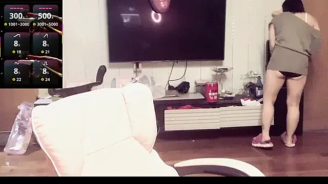 Mimi-777 online show from November 13, 2025, 6:34 pm