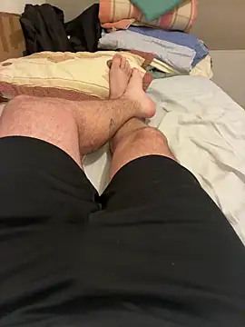 Snapshot of creamydeluxe chatting on November 4, 2025, 1:37 pm creamydeluxe online show from November 4, 2025, 1:37 pm