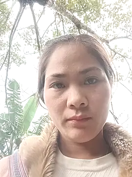 Snapshot of Lyssa-a chatting on November 20, 2025, 5:41 am Lyssa-a online show from November 20, 2025, 5:41 am