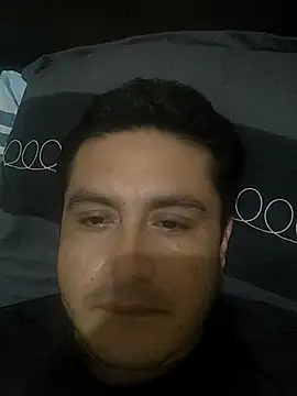 Snapshot of checheludo23 chatting on October 21, 2025, 12:43 am checheludo23 online show from October 21, 2025, 12:43 am