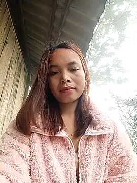 Nguyet2k4 online show from March 15, 2026, 5:14 am