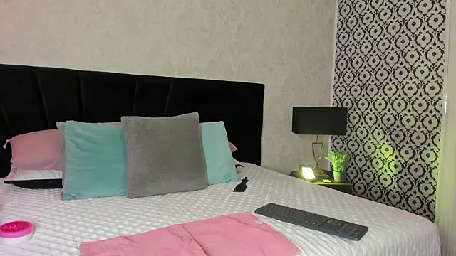 Snapshot of mariianna_lopez_ chatting on September 27, 2025, 7:53 pm mariianna lopez  online show from September 27, 2025, 7:53 pm