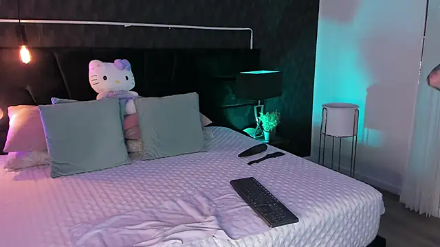 Snapshot of mariianna_lopez_ chatting on March 11, 2025, 2:51 pm mariianna lopez  online show from March 11, 2025, 2:51 pm