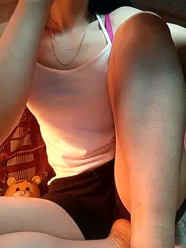 -Kem-01 online show from March 9, 2026, 10:02 pm