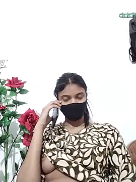 Snapshot of Jaya-Ray chatting on June 18, 2026, 11:37 am Jaya-Ray online show from June 18, 2026, 11:37 am