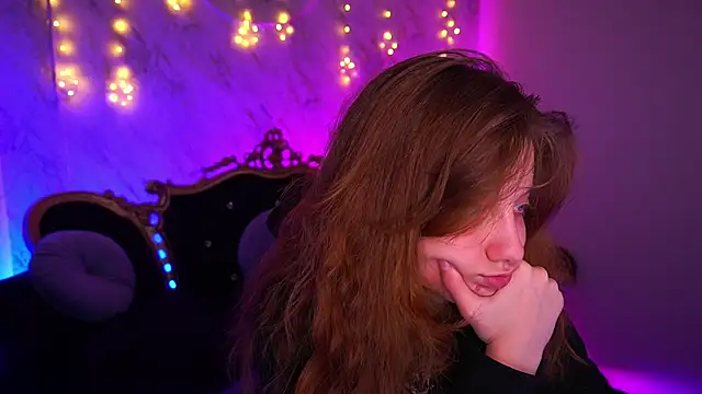 Snapshot of CuteeFoxy chatting on January 17, 2026, 2:53 pm CuteeFoxy online show from January 17, 2026, 2:53 pm