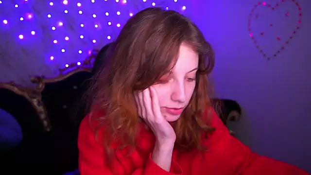 Snapshot of CuteeFoxy chatting on February 16, 2026, 2:48 pm CuteeFoxy online show from February 16, 2026, 2:48 pm