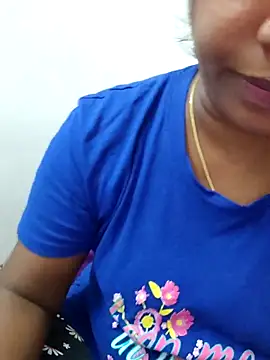 Snapshot of Tamil_Ponnu_Riya chatting on May 9, 2026, 6:00 pm Tamil Ponnu Riya online show from May 9, 2026, 6:00 pm