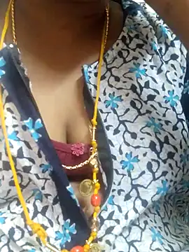 Snapshot of Tamil_Ponnu_Riya chatting on February 10, 2026, 6:29 pm Tamil Ponnu Riya online show from February 10, 2026, 6:29 pm
