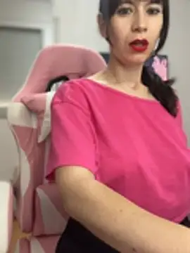 AlanaRius18 online show from April 11, 2026, 4:54 pm