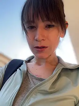 AlanaRius18 online show from March 21, 2026, 4:22 pm