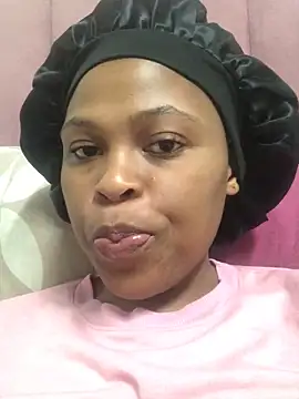 Bubbles156 online show from February 16, 2026, 6:06 pm