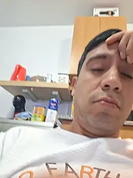 Snapshot of Faculeproso12 chatting on November 21, 2025, 8:24 am Faculeproso12 online show from November 21, 2025, 8:24 am