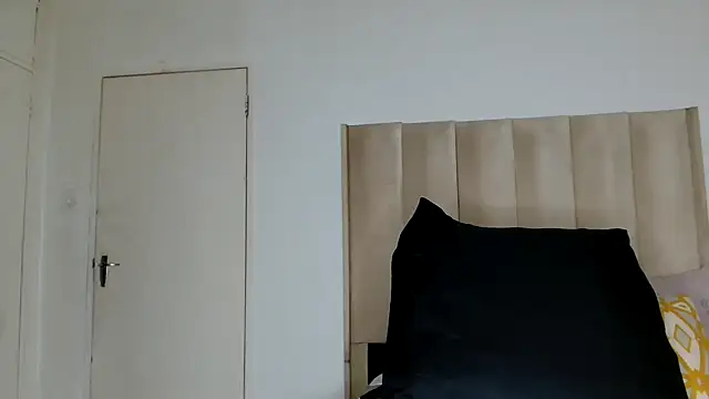 Babyface201 online show from December 2, 2025, 10:11 pm