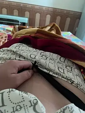 hanaa-show online show from November 23, 2025, 8:02 am