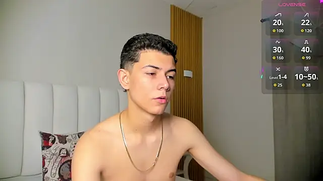 Snapshot of FireGuy_99 chatting on December 15, 2025, 1:06 pm FireGuy 99 online show from December 15, 2025, 1:06 pm