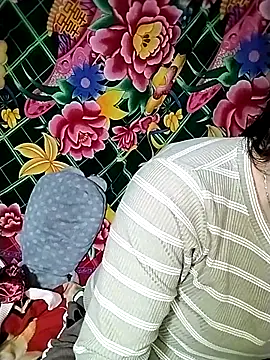 Hani-i online show from February 24, 2026, 9:37 pm