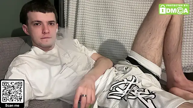 Snapshot of twinkbuldge chatting on November 10, 2025, 11:43 pm twinkbuldge online show from November 10, 2025, 11:43 pm