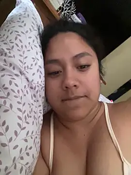 Snapshot of Techi0525 chatting on November 21, 2025, 2:38 pm Techi0525 online show from November 21, 2025, 2:38 pm