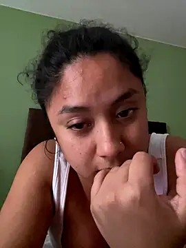 Snapshot of Techi0525 chatting on November 27, 2025, 7:25 pm Techi0525 online show from November 27, 2025, 7:25 pm