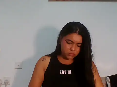 Snapshot of I_Amvictoria chatting on October 25, 2025, 3:23 pm I Amvictoria online show from October 25, 2025, 3:23 pm