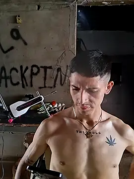 Luciferinthestreet online show from November 12, 2025, 8:34 pm